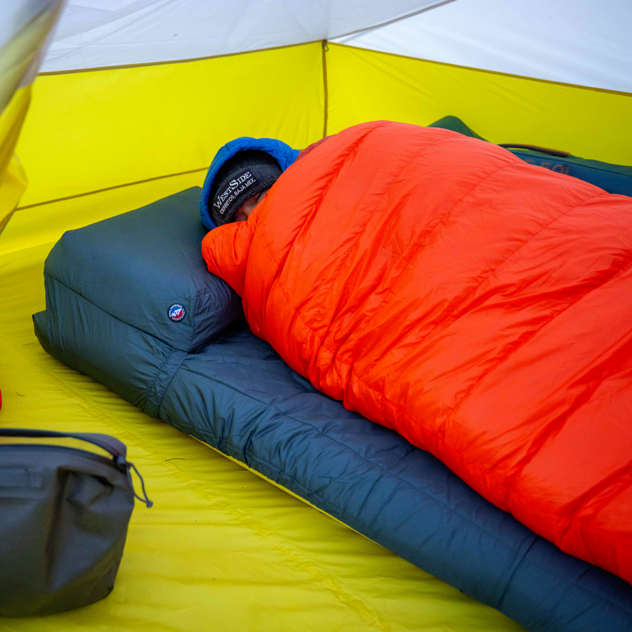 Sleeping Pad Pillow Barn